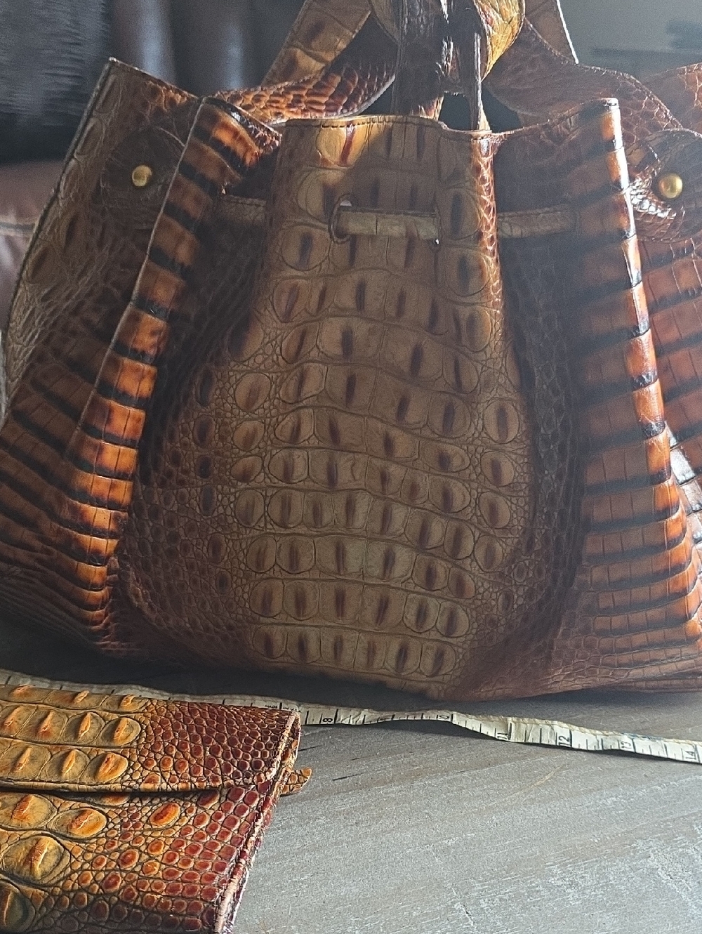 Genuine Croc-Embossed Brown Leather Tote Bag with Matching Wallet - Picture 10 of 16